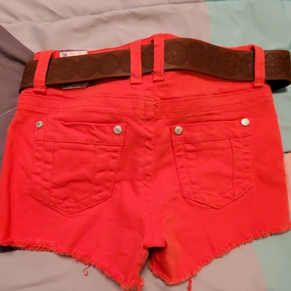 Wallflower shorts - Picture 2 of 5